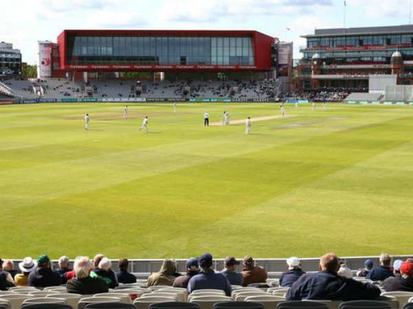 ചെറിയ ഗ്രൗണ്ടുകള്‍