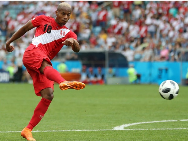 താളംവിണ്ടെടുത്ത് പെറു