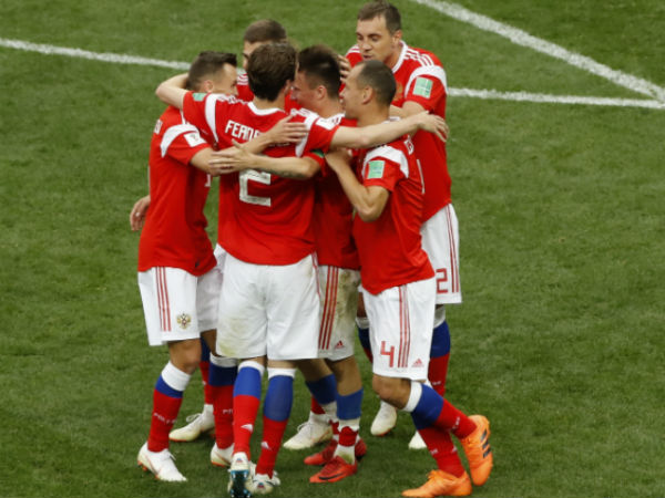 ഗൊലോവിന്‍ v/s അല്‍ ബുറെയ്ക്ക്