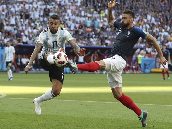 കിലിയന്‍ എംബാപ്പെയാണ് താരം