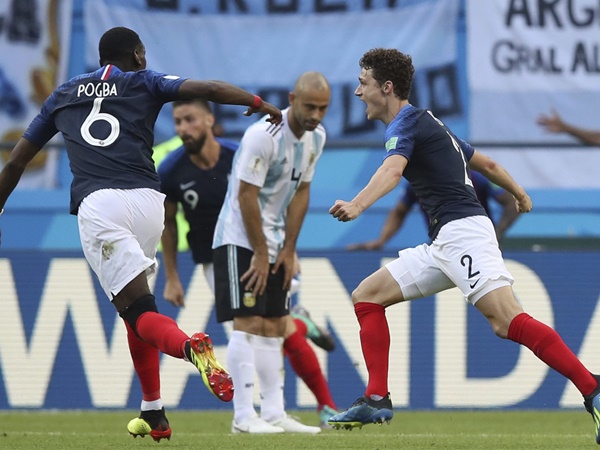 പ്രതിരോധമില്ലാത്ത അര്‍ജന്റീനയുടെ പ്രതിരോധനിര