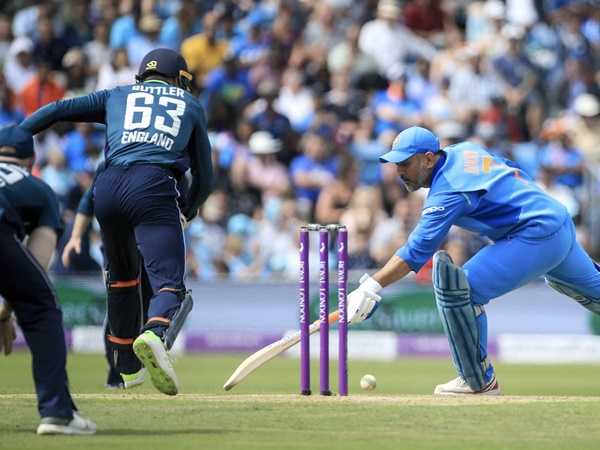 തകര്‍ന്നടിഞ്ഞ് ഇന്ത്യന്‍ മുന്‍നിര; ആശ്വാസമായി പന്തും രഹാനെയും