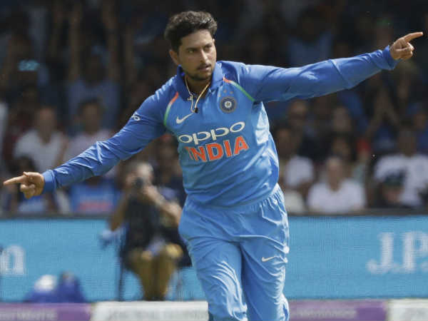 കുല്‍ദീപിന് മൂന്നു വിക്കറ്റ്