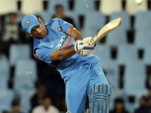 ധോണിക്കു മുമ്പ് നേടിയവര്‍