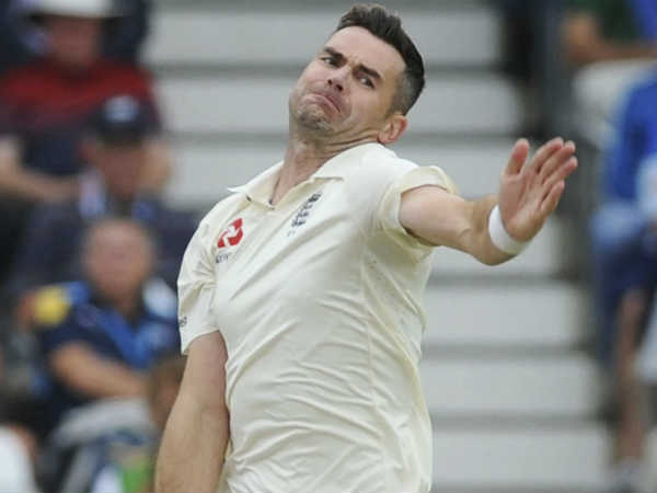 മുരളിക്ക് പിന്നാലെ ആന്‍ഡേഴ്‌സനും സെഞ്ച്വറി ക്ലബ്ബില്‍