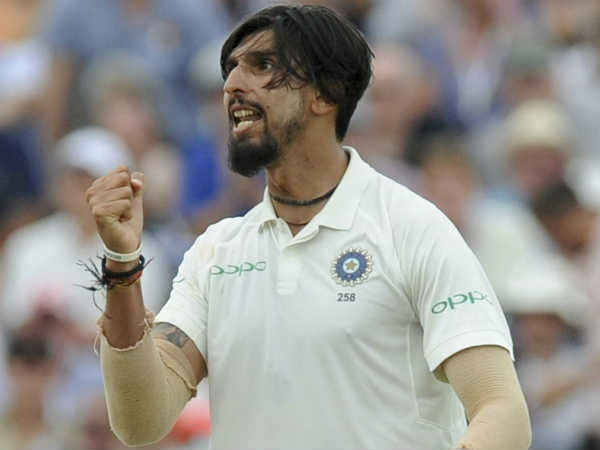 വിദേശത്ത് ഇഷാന്ത് പുലിക്കുട്ടി തന്നെ