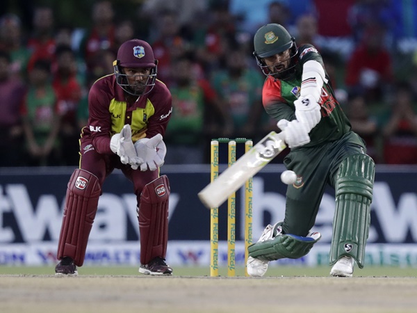 വിഫലമായി റസ്സലിന്റെ വെടിക്കെട്ട്... ഹീറോയായി മുസ്തഫിസുര്‍