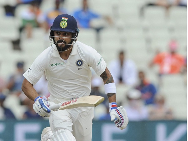 വിരാട് കോലിക്കെതിരെ സാം കറന്റെ പന്തേറ്