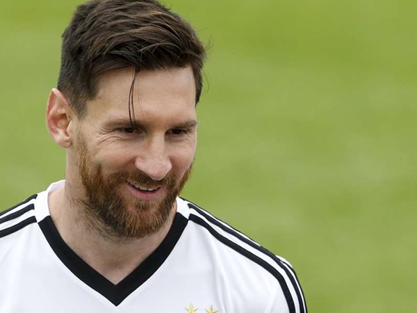 അര്ജന്റീനയ്ക്ക് പുതിയ പരിശീലകര്, കളിക്കാര് അര്ജന്റീനയ്ക്ക് പുതിയ പരിശീലകര്, കളിക്കാര്