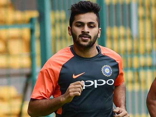 ശര്‍ദ്ദുല്‍ താക്കൂര്‍