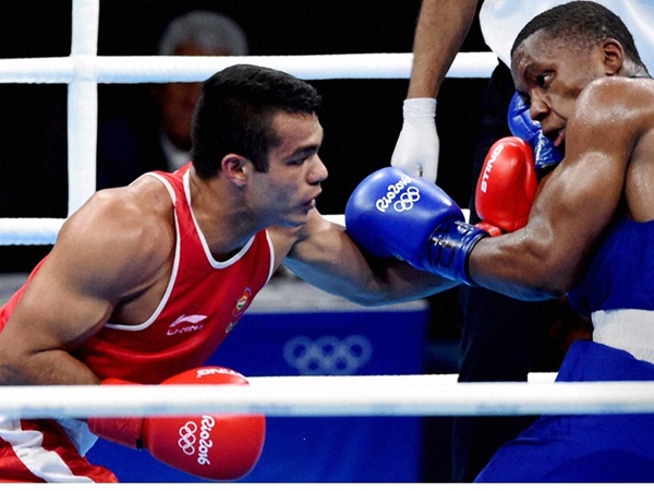 മെഡല്‍ ഉറപ്പിക്കുന്ന മറ്റ് ഇനങ്ങള്‍