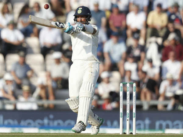 വിശ്വനാഥിനെ പുജാര മറികടന്നു