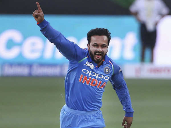 കേദാര്‍ ജാദവിനും നേട്ടം