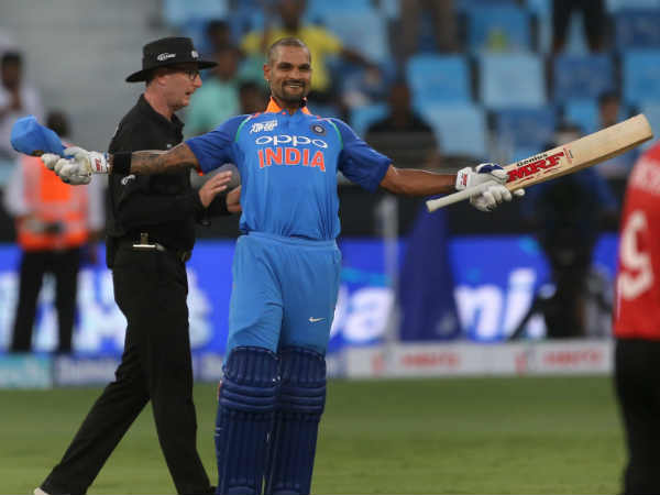 ശിഖര്‍ ധവാനും നേട്ടം