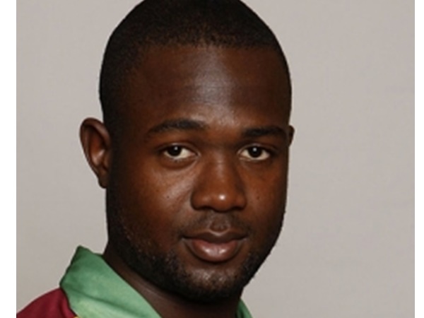 വിഫലമായി ലെവിസിന്റെ ഒറ്റയാള്‍ പോരാട്ടം