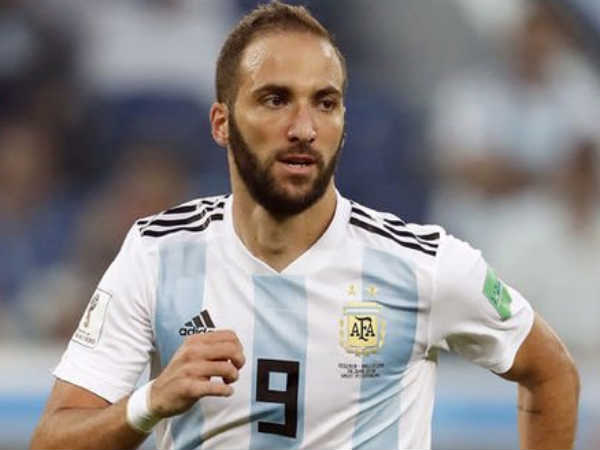  ഹിഗ്വയ്‌ന്റെ ഭാവി അവതാളത്തില്‍