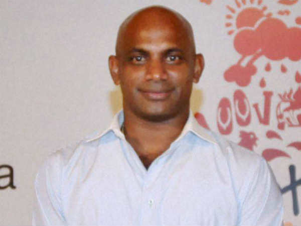 റണ്‍സിലും വിക്കറ്റിലും ലങ്ക