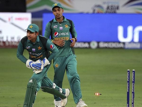 യുഎഇയില്‍ പാകിസ്താന് മേല്‍ക്കൈ