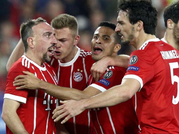 ബൊറൂസ്യ മോകെന്‍ഗ്ലാഡ്ബാച്ച് 3- ബയേണ്‍ മ്യൂണിക്ക് 0