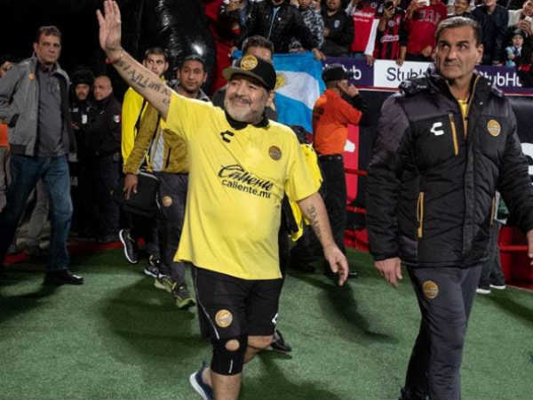 2004ല്‍ ശസ്ത്രക്രിയ നടത്തി