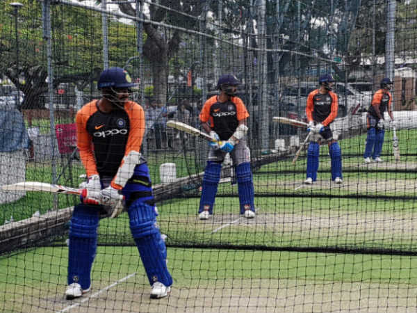 ഓസീസ് ബൗളര്‍മാര്‍