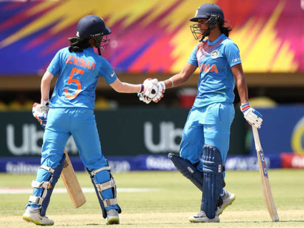 അരങ്ങേറ്റത്തില്‍ ഫിഫ്റ്റി