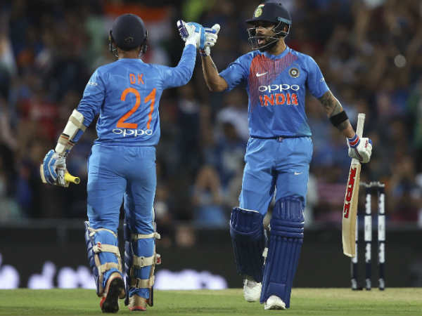 പുറത്താവാതെ വീണ്ടും കാര്‍ത്തിക്