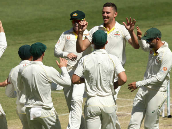 പിന്നാലെ പുജാരയും 