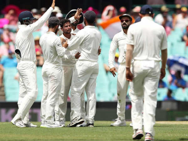 കുല്‍ദീപിലൂടെ ആദ്യ ബ്രേക്ക്ത്രൂ