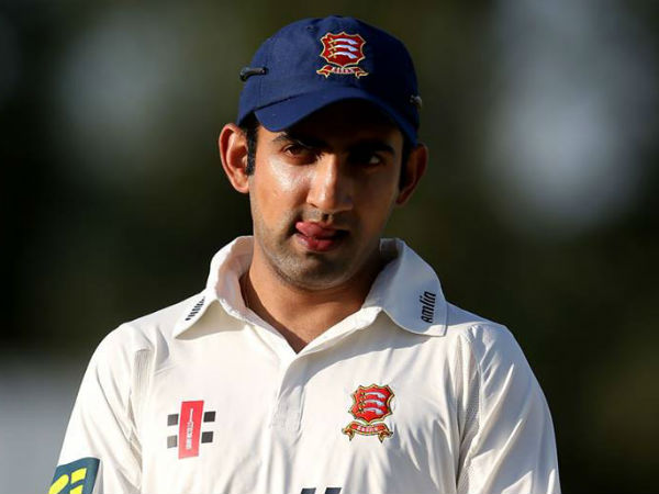 ഫസ്റ്റ് ക്ലാസ് ക്രിക്കറ്റില് കളിക്കണം ഫസ്റ്റ് ക്ലാസ് ക്രിക്കറ്റില് കളിക്കണം