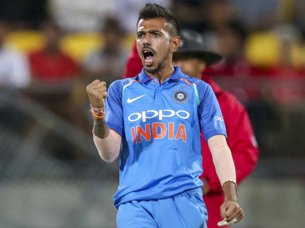  വരിഞ്ഞുകെട്ടി സ്പിന്നര്‍മാര്‍