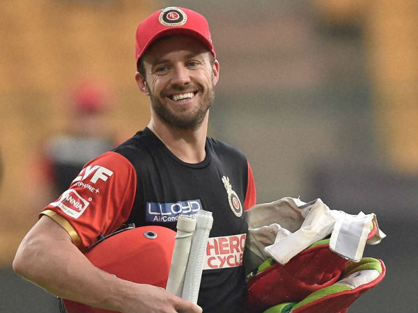 കോളിങ്‌വുഡ്, ഡിവില്ലിയേഴ്‌സ്