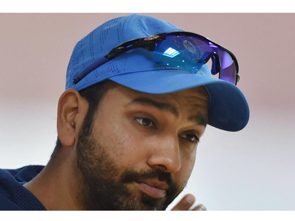 പരമ്പരയില്‍ ഒപ്പത്തിനൊപ്പം