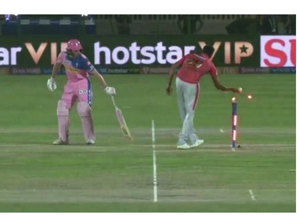 മാന്യത കൈവിട്ട് അശ്വിന്‍