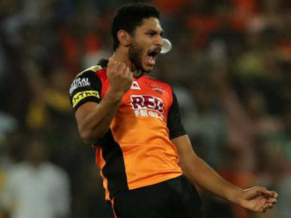 യോര്‍ക്കറുകള്‍ കരുത്ത്