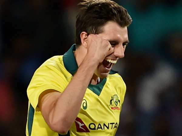 വിക്കറ്റ് വേട്ടക്കാരനായി കമ്മിന്‍സ്