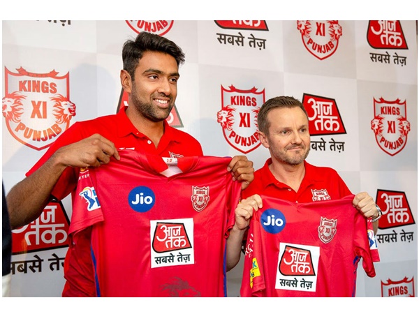  ബൗളിങ് നിര ശക്തം