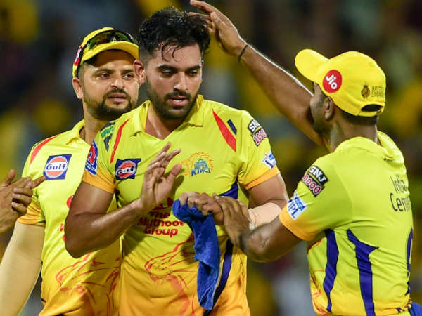 റസ്സലിനെയും പൂട്ടി