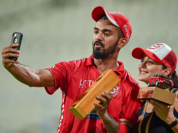 ലോകേഷ് രാഹുല് ലോകേഷ് രാഹുല്