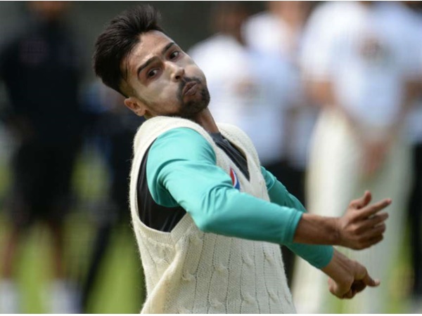 ബൗളിങ്ങില്‍ താളംതെറ്റി ആമിര്‍