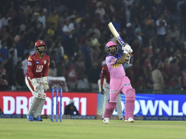 മൊഹാലിയിലും തോല്‍വി