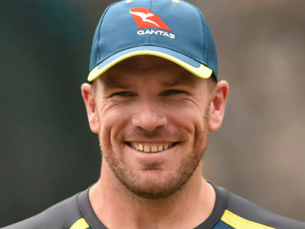 ഫിഞ്ചും നന്നായി നയിക്കുന്നു