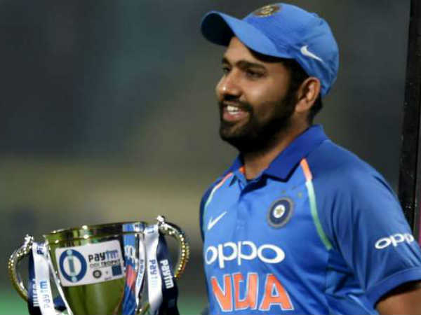 ഫീല്‍ഡിംഗ് ഇങ്ങനെ