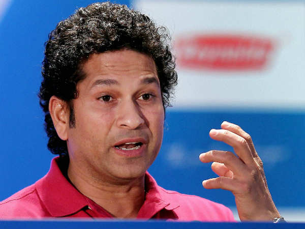 കമന്റേറ്ററായി സച്ചിനും