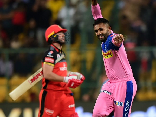 ശ്രേയസിന്റെ ഹാട്രിക്