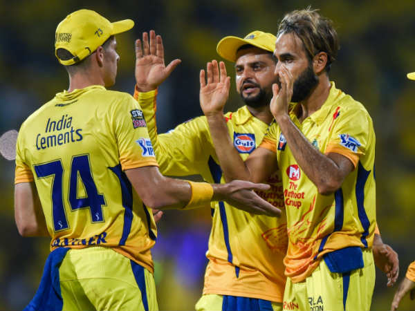 താഹിറിനെ കാത്തുനില്‍ക്കും