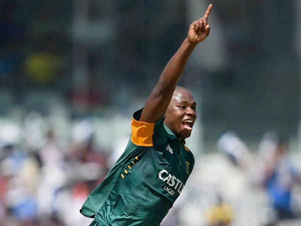 ബൗളര്‍മാര്‍ക്ക് പരിക്ക്