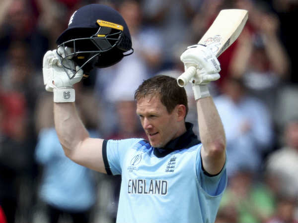 മോര്‍ഗന്‍- ഏകദിനത്തില്‍ കൂടുതല്‍ സിക്‌സര്‍ (17)