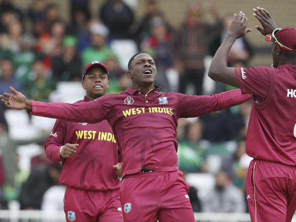 ആദരവായി കണ്ടാല്‍ മതി