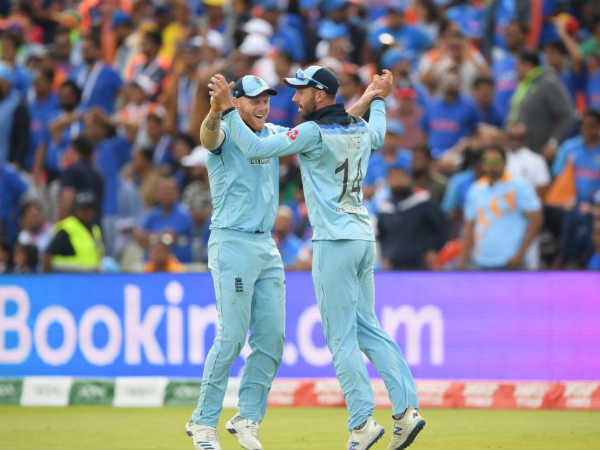 പിന്തുടരുന്നത് ദൗര്‍ബല്യം